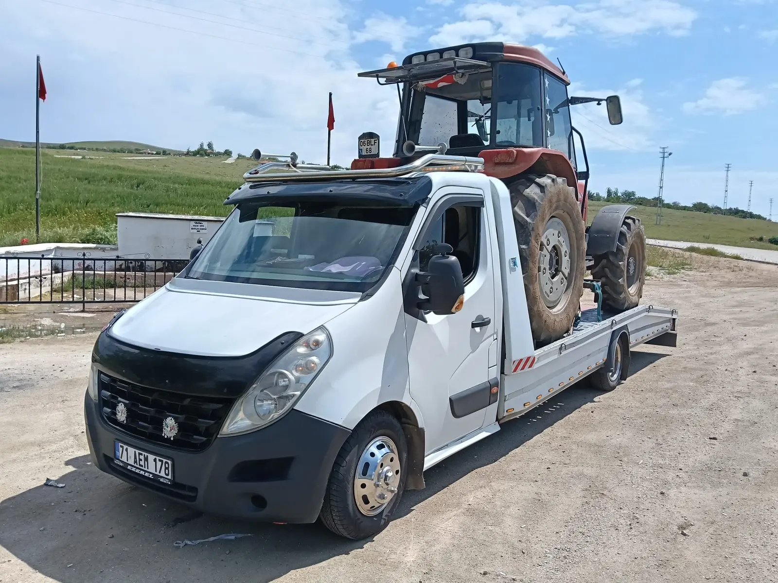 Kırıkkale Araz Oto Kurtarma saha çalışması ve güvenli araç taşıma 25